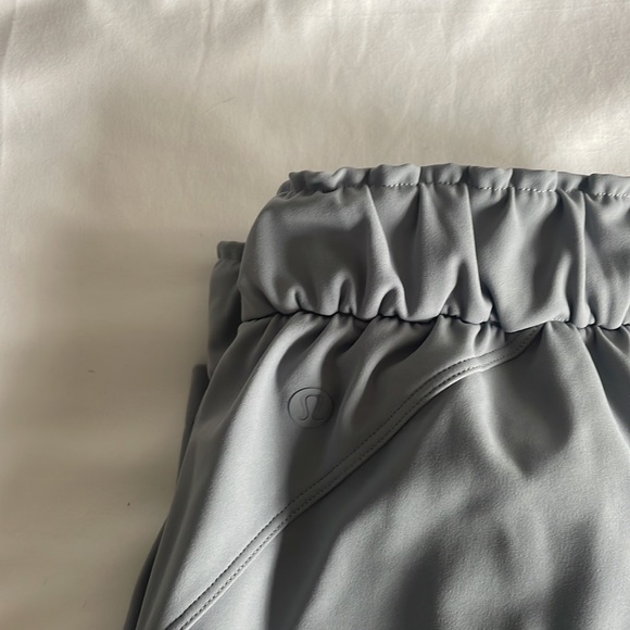 Lululemon pant - Picture 2 of 5